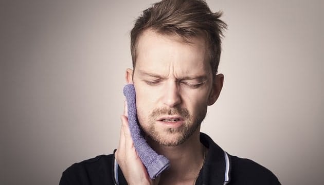 Wisdom Tooth Pain in hindi